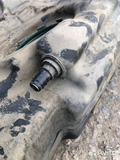 Бак топливный Bmw 5 F10 N52B25 2011