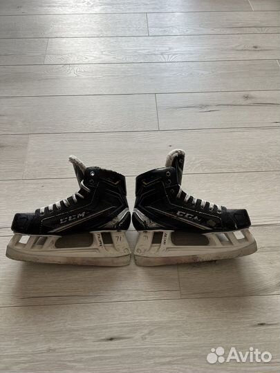 Коньки для хоккея с мячом