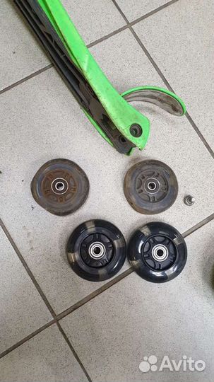 Колесо заднее светящееся для самоката scooter