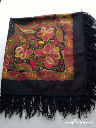 Павловопосадский платок шерсть