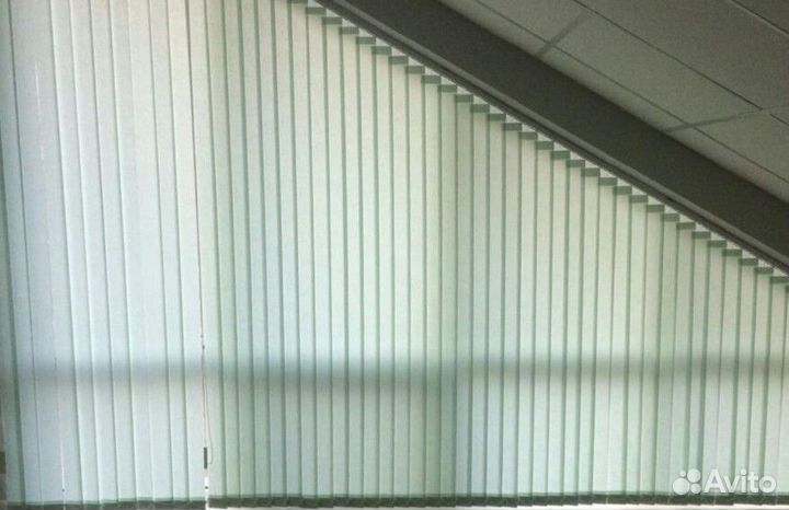 Рулонные кассетные шторы блекаут Z301