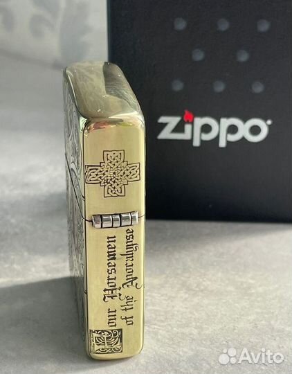 Зажигалка zippo с грави-ой 4 всадника Апокалипсиса
