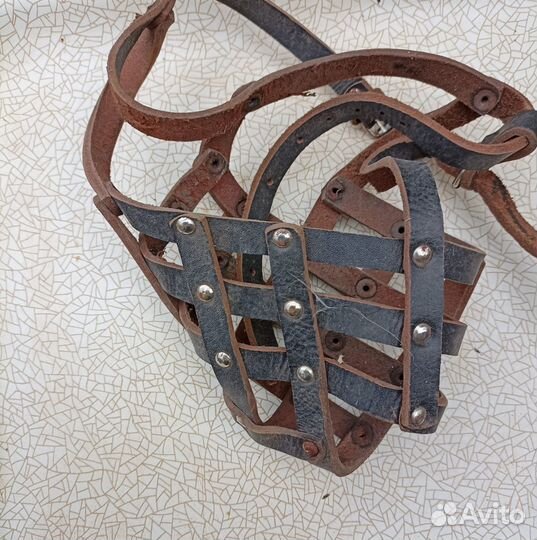 Поводки,намордник,цепь для собак,ошейник,б/у