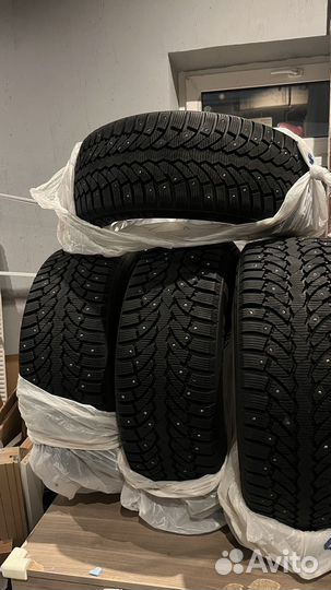 Pirelli Formula Ice 225/50 R17