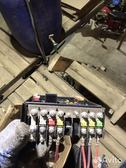 Блок предохранителей Фольксваген Volkswagen