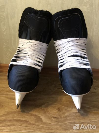 Хоккейные коньки Bauer Supreme 7000 Pro Stock