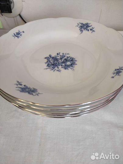 Набор винтажных тарелок