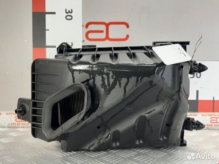 Корпус воздушного фильтра Audi A4 B6 2002