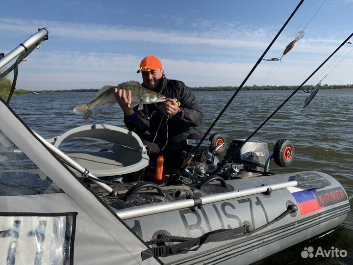 Лодка с мотором