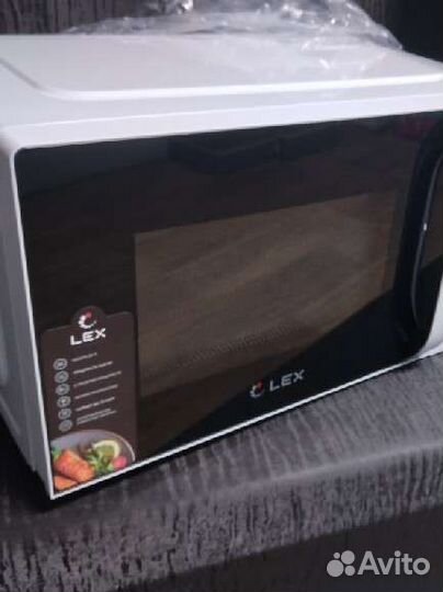 Микроволновка новая 20л