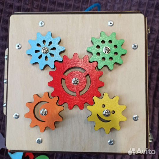 Бизиборд домик новый