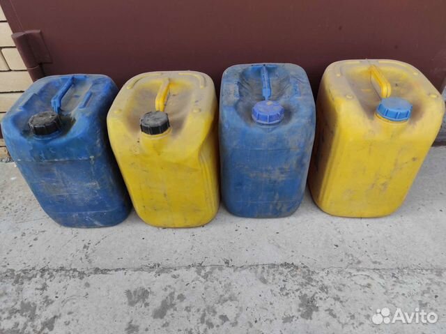 Канистры пластиковые бу