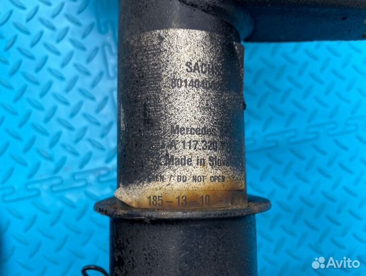 Стойки подвески передние Mercedes-Benz Cla-Class