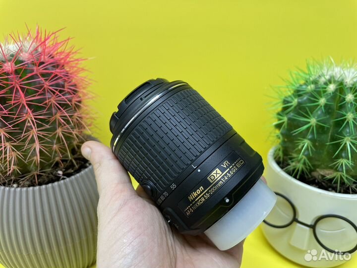 Nikon 55-200mm f/4-5.6G AF-S DX ED VR II