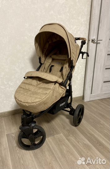 Прогулочная коляска Trio