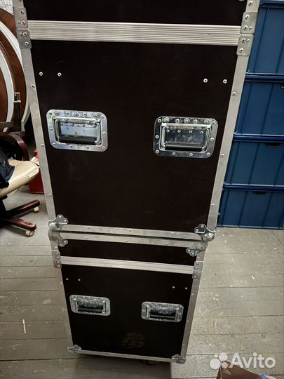 Кофры / кейсы для световых приборов