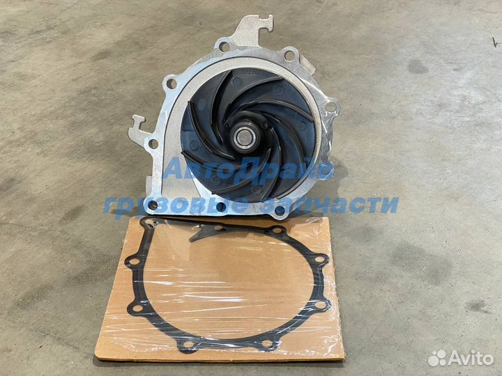 Помпа Ман Тгс Тгх двигатель D2676 D2066