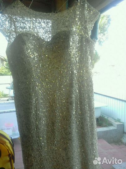 Вечернее платье