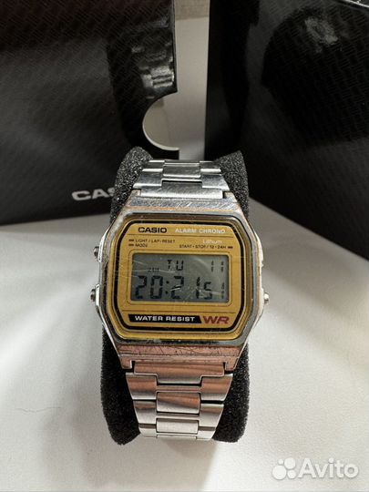 Наручные часы casio