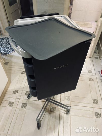 Тележка для парикмахера бу