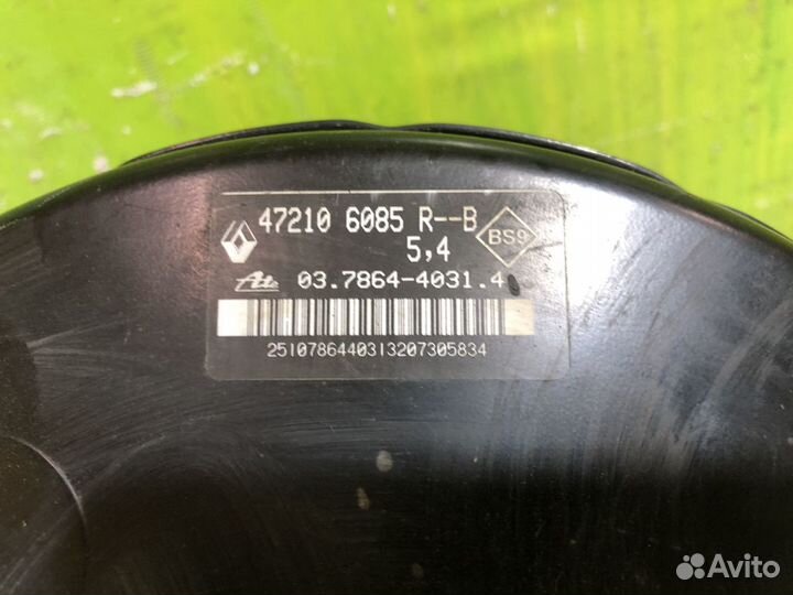 Вакуумный усилитель тормозов Renault 472106085R