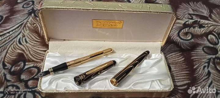 Перьевая ручка