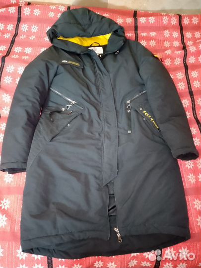 Продам полу- пальто зимнее