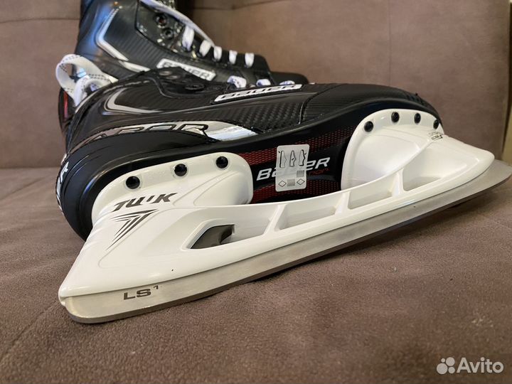 Хоккейные коньки bauer select s21 9.5 D 42-43р