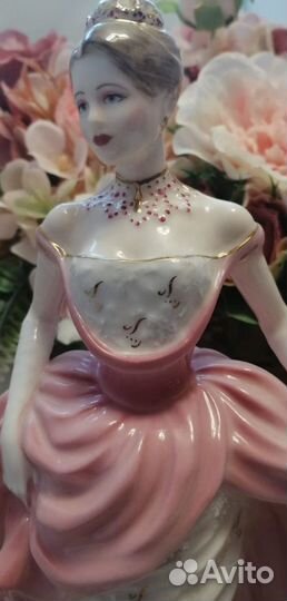 Статуэтка фарфоровая Coalport, Англия