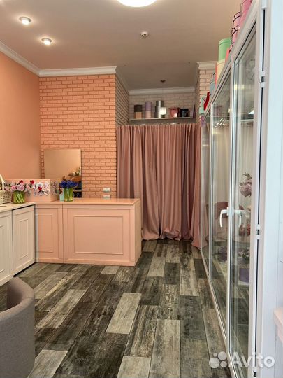 Студия цветов, цветочный бизнес. Цветочный магазин