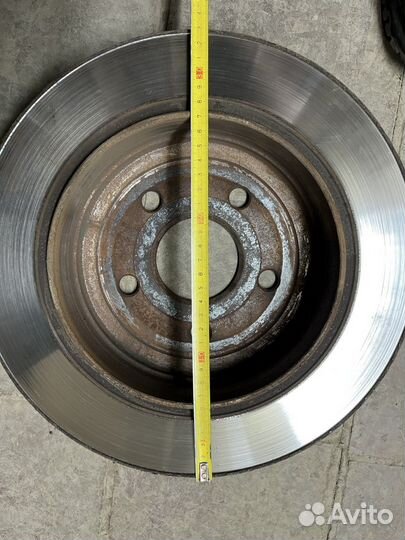 Тормозные диски jeep grand cherokee wk2