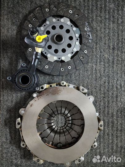 Комплект сцепления с выжимным Ford mondeo 4 2.0