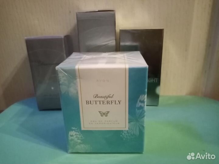 Винтажные ароматы Avon