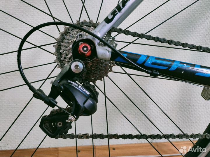 Шоссейный велосипед Giant