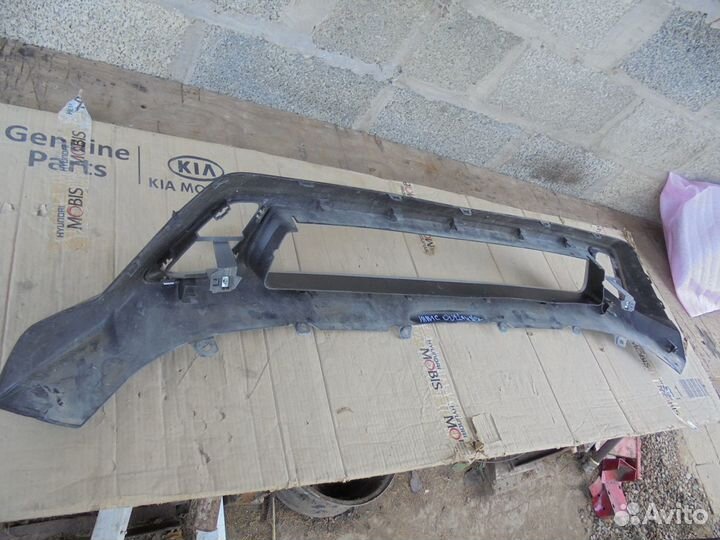 Накладка переднего бампера Mitsubishi Outlander 3