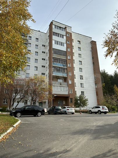 2-к. квартира, 42 м², 1/9 эт.