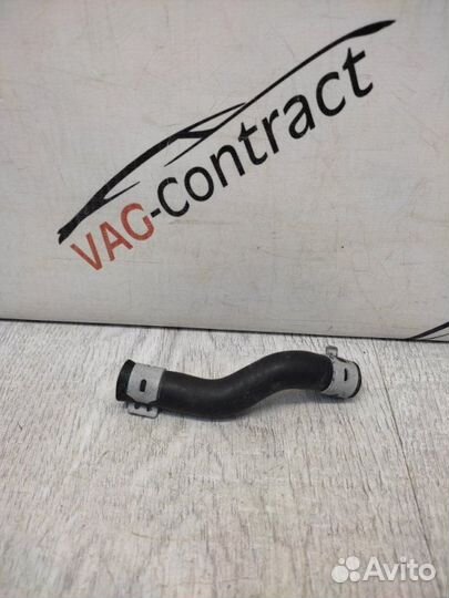 Патрубок системы охлаждения Volkswagen Tiguan 2