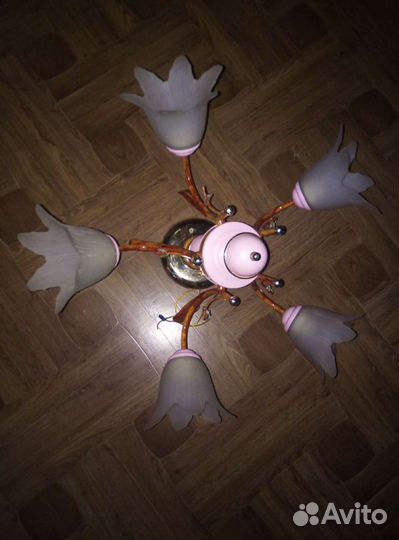 Потолочный светильник и люстры