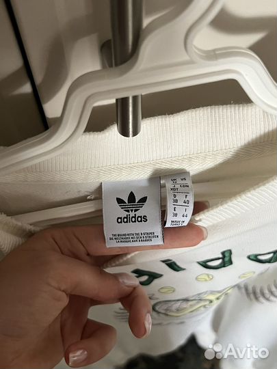 Свитшот adidas