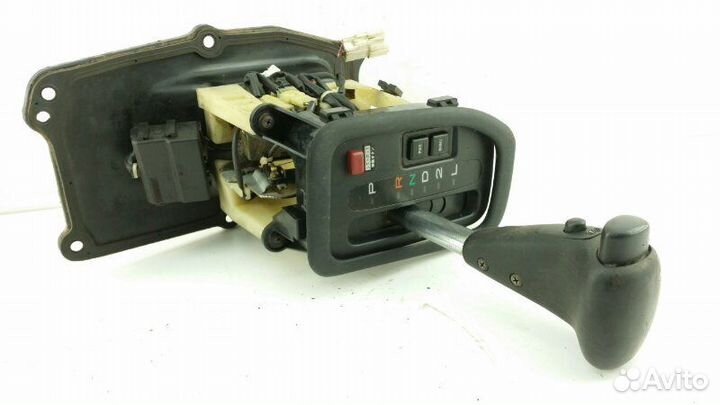 Селектор АКПП Toyota Caldina ST190 4SFE 1993