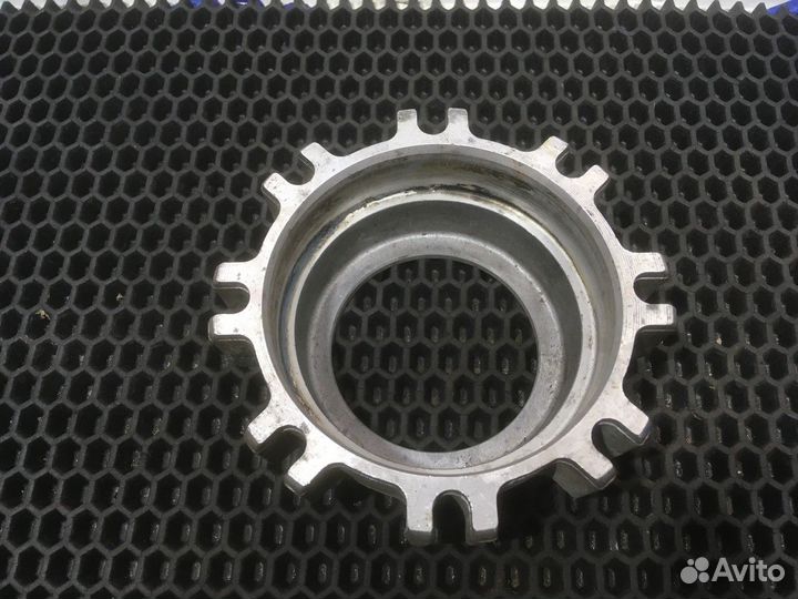 24426184 Кронштейн вискомуфты Volvo FM