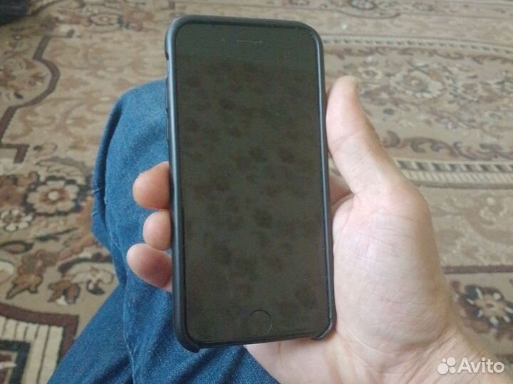 Телефон iPhone 7 32 g