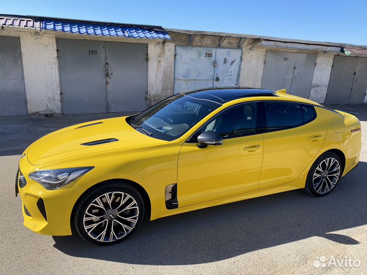 Kia Stinger 2.0 AT, 2018, 94 000 км