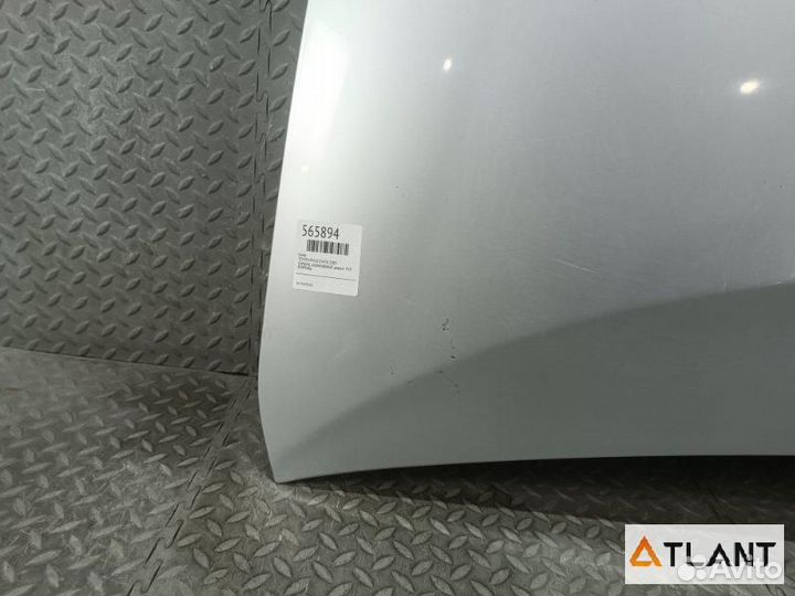 Капот toyota prius