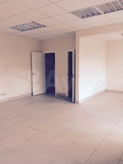 Торговое помещение, 44 м²