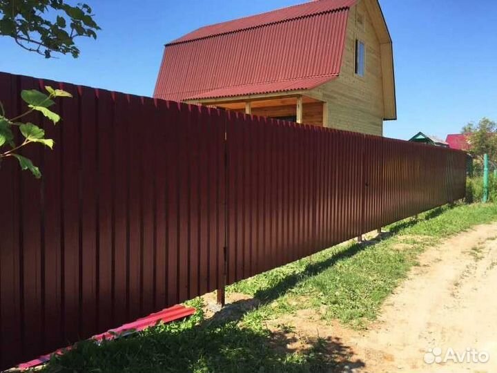Заборы из профнастила, кровли из металочерепицы