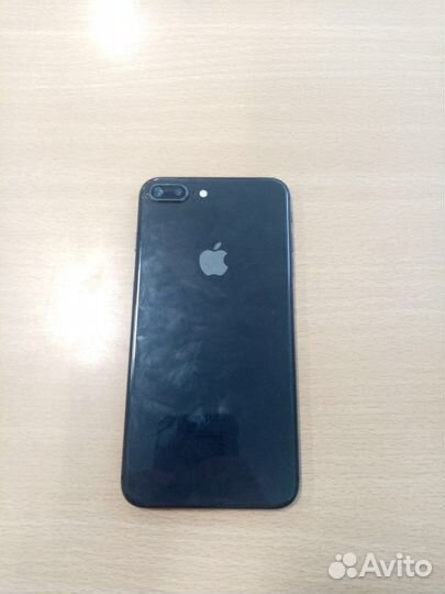 iPhone 8 Plus, 64 ГБ
