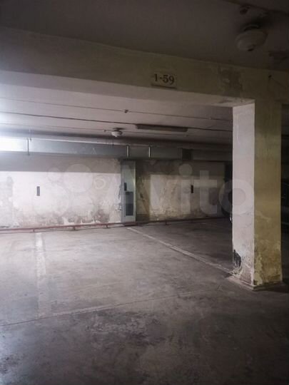 Машиноместо, 13 м²