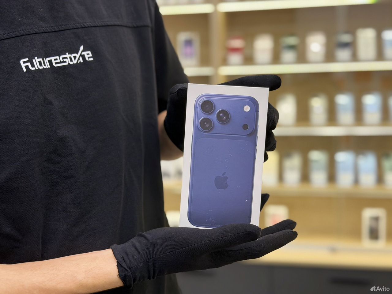 iPhone 17 Pro, 256 ГБ, eSIM