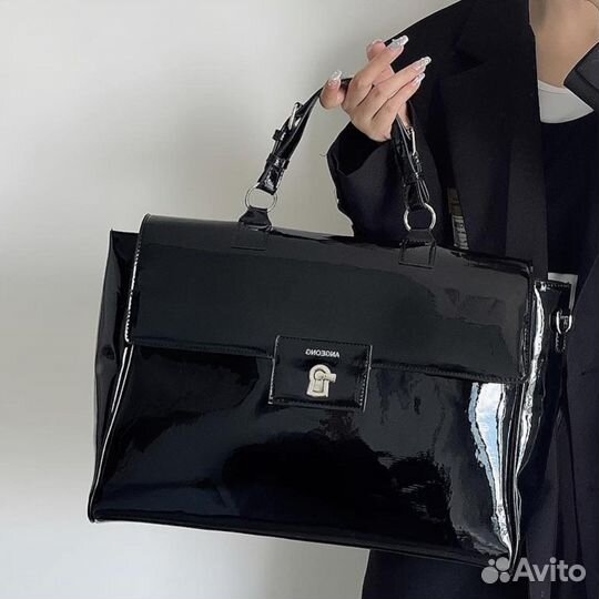 Сумка лаковая Корея